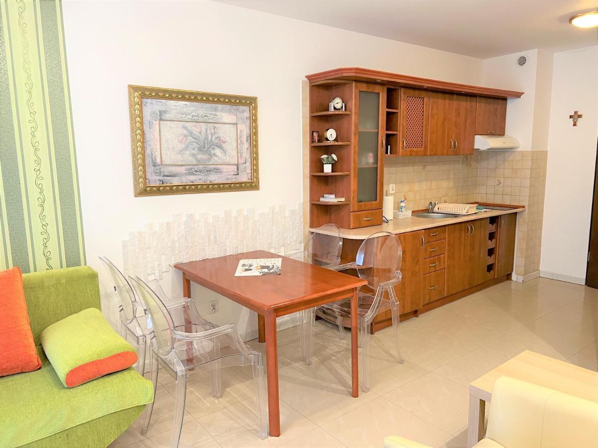 Reksor Apartment Kolobrzeg Bagian luar foto