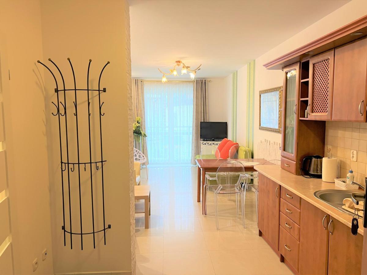 Reksor Apartment Kolobrzeg Bagian luar foto