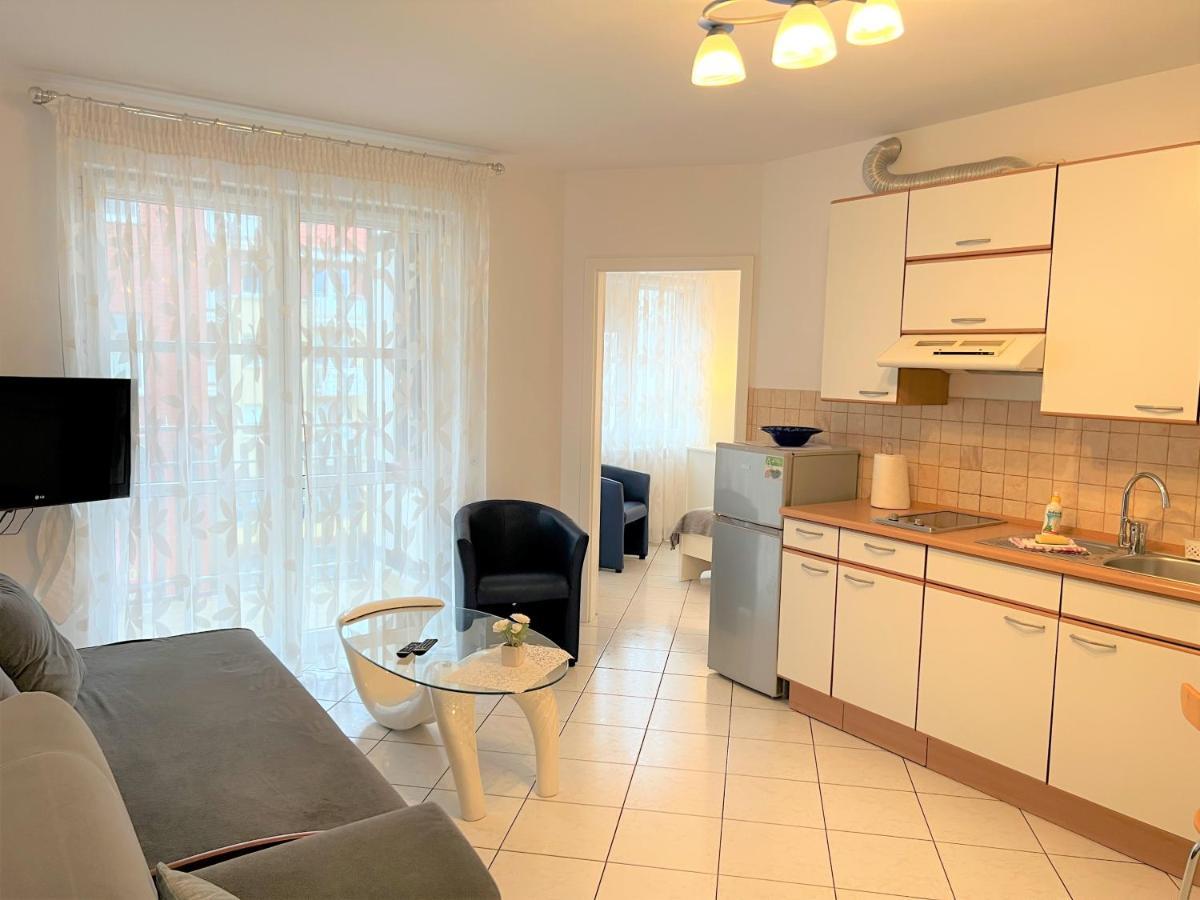 Reksor Apartment Kolobrzeg Bagian luar foto